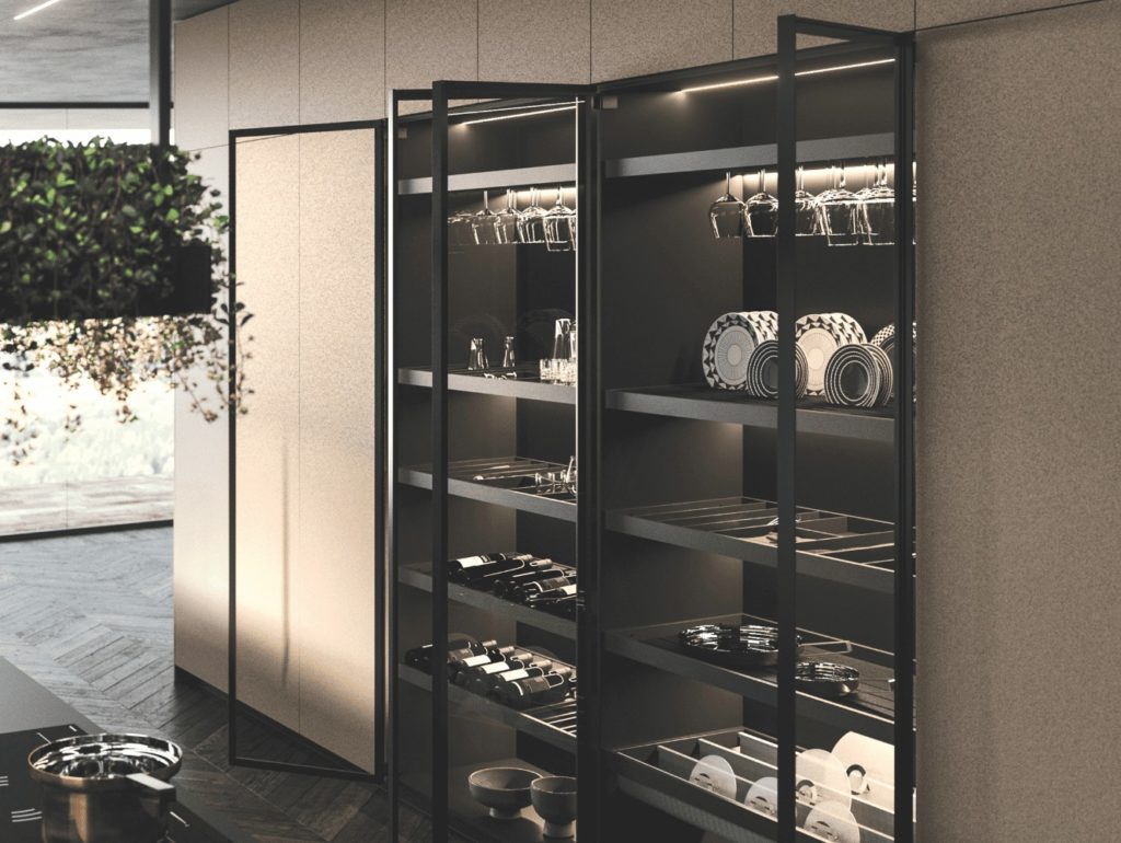Alacena vitrina de cocina con puertas de cristal